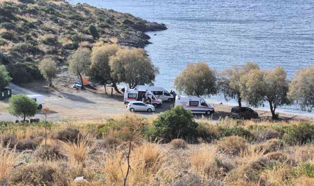 Muğla’nın Bodrum ilçesi açıklarında, kaçak göçmenleri taşıyan lastik botun batması