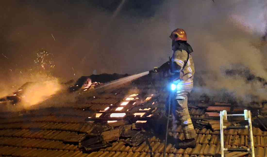 &nbsp; Bursa’nın Osmangazi ilçesinde oto yedek parça satışı yapılan bir