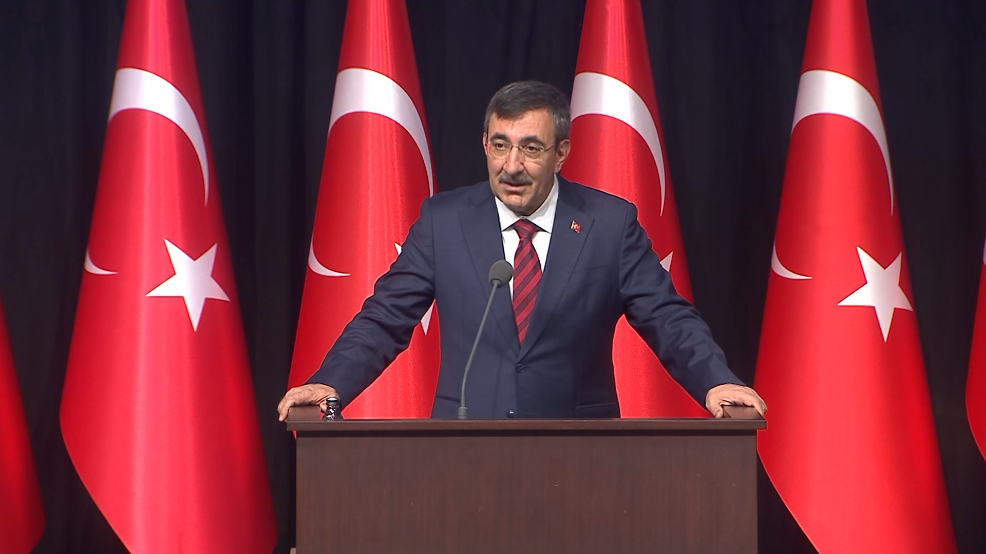 Cevdet Yılmaz: Dijital dönüşüm, siber güvenlik ve dijital kimlik altyapılarıyla