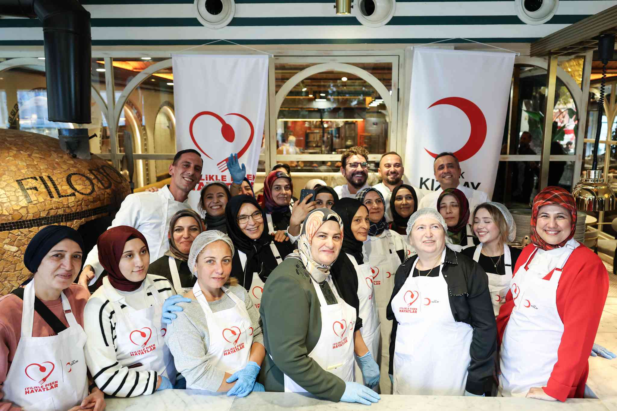Türk Kızılay, deprem bölgesindeki kadınların istihdama katılımını desteklemek amacıyla yürüttüğü