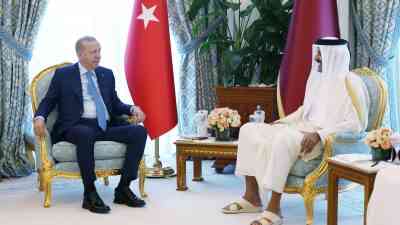 &nbsp; Cumhurbaşkanı Recep Tayyip Erdoğan, Katar’ın başkenti Doha’da Katar Emiri