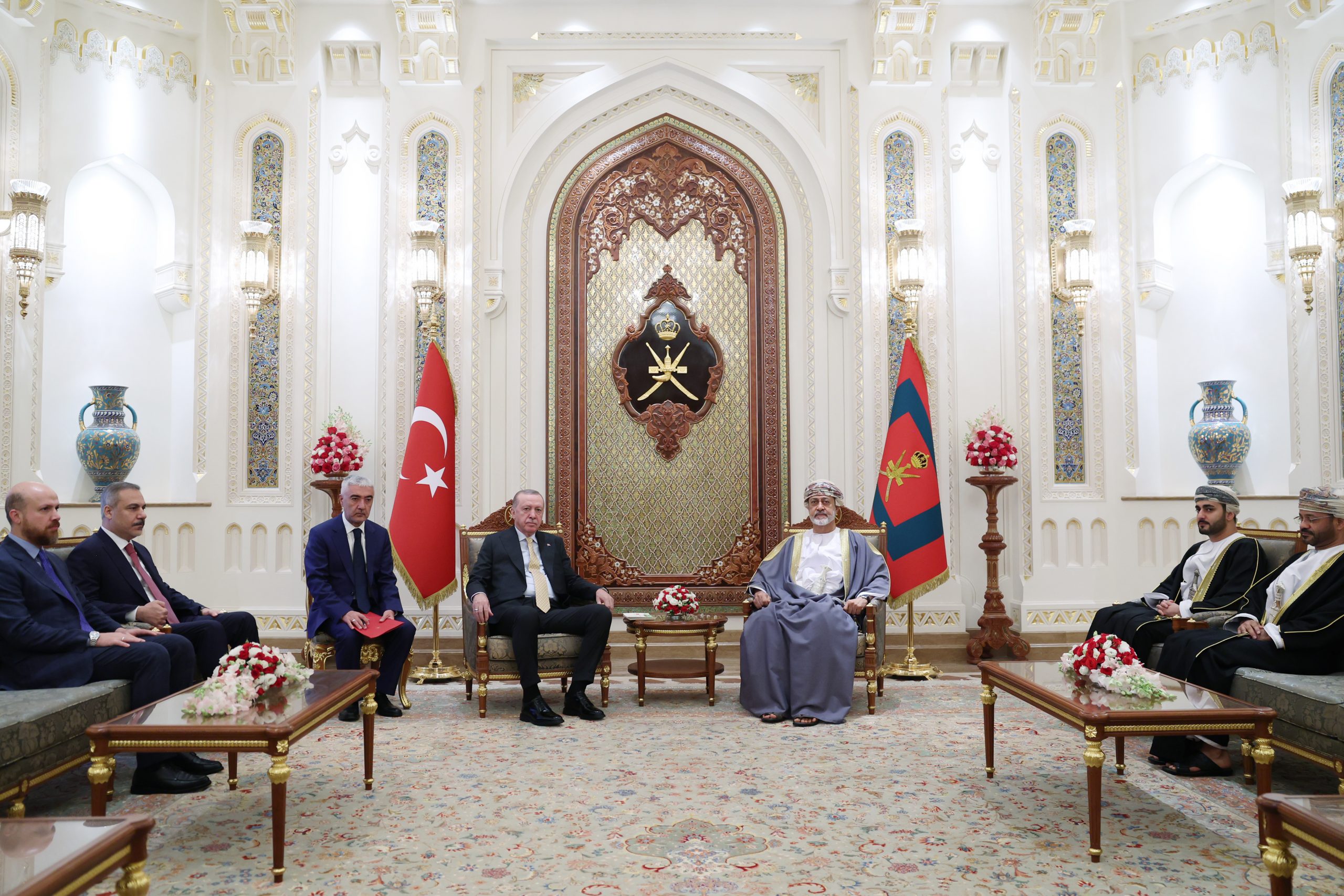   Cumhurbaşkanı Recep Tayyip Erdoğan, resmi ziyareti kapsamında Umman Sultanı