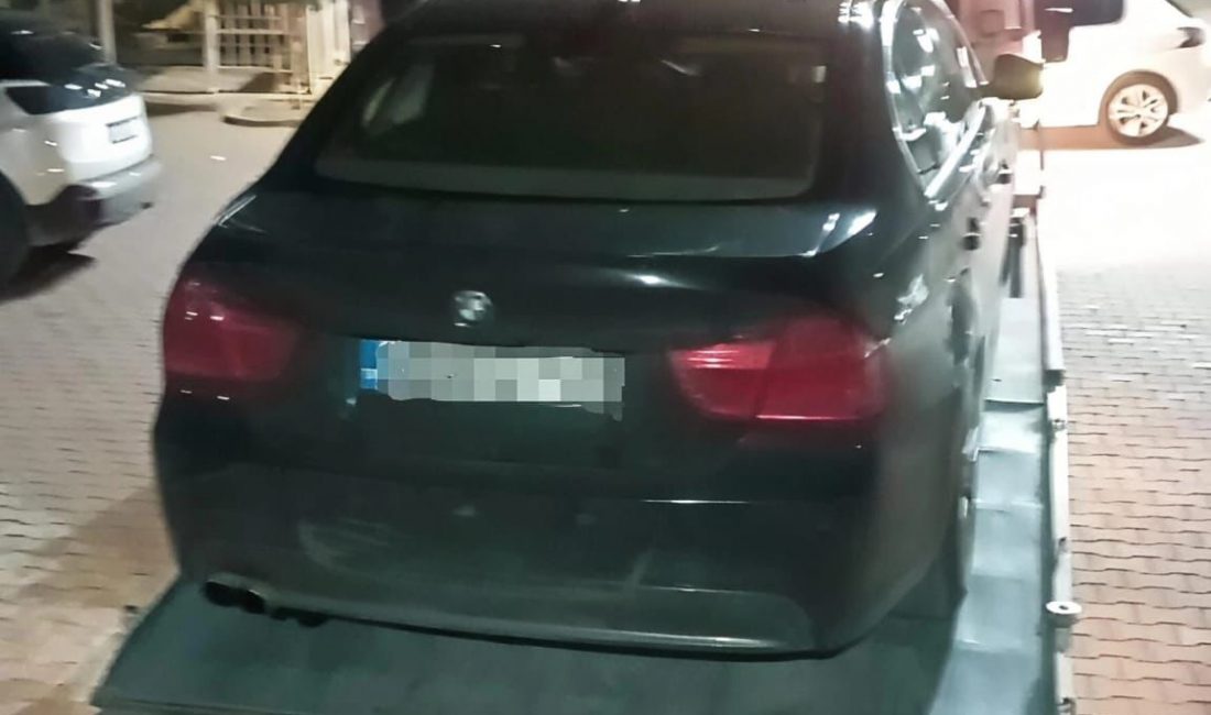 Kahramanmaraş’ta lüks otomobiliyle drift yapan H.H.A., önce güvenlik kameralarına ardından
