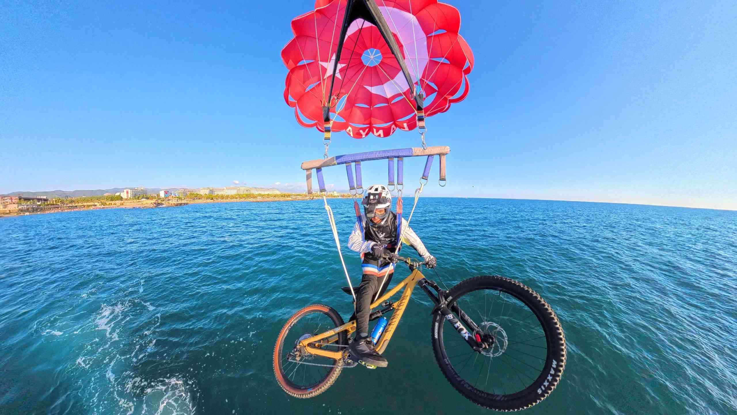 &nbsp; Antalya’nın Alanya ilçesinde yaşayan 16 yaşındaki enduro bisiklet sporcusu