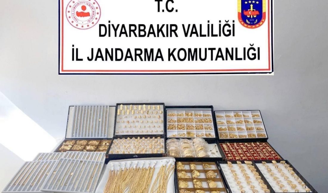 Diyarbakır’da 40 Milyon Lira Değerinde Kaçak Altın Ele Geçirildi   Diyarbakır’ın Çınar ilçesinde, kaçak yollarla ülkeye getirilen 7,5 kilo