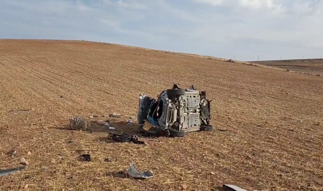 Diyarbakır’da Otomobil Şarampole Yuvarlandı: 1 Ölü, 3 Yaralı Diyarbakır’ın Çınar ilçesinde meydana gelen trafik kazasında, şarampole yuvarlanan otomobildeki