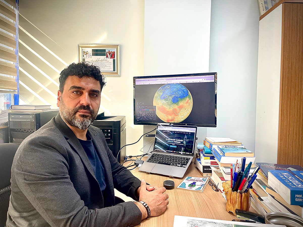   Hatay’ın İskenderun Teknik Üniversitesi Endüstri Mühendisliği Bölüm Başkanı ve