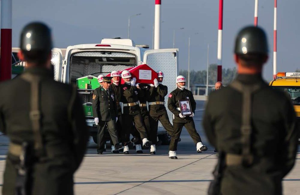 Tokat’ta eğitim sırasında rahatsızlanarak hastaneye kaldırılan Piyade Er Eyüp Güner,