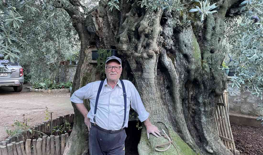 &nbsp; Bursa’nın İznik ilçesinde yaşayan Hasan Malkoç (69), internetten ilanını