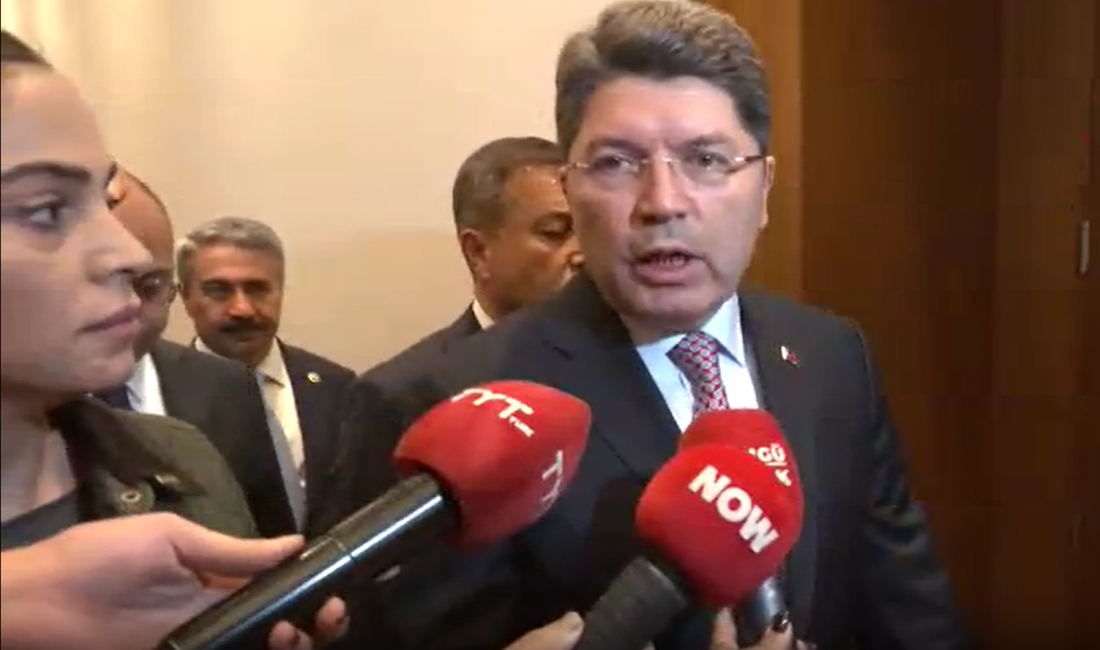 Bakan Tunç’tan İmamoğlu Soruşturmasına İlişkin Açıklama: “Yargı Süreçlerini Hep Birlikte Takip Etmek Gerekir” Adalet Bakanı Yılmaz Tunç, İstanbul Büyükşehir Belediye (İBB) Başkanlığı görevinden