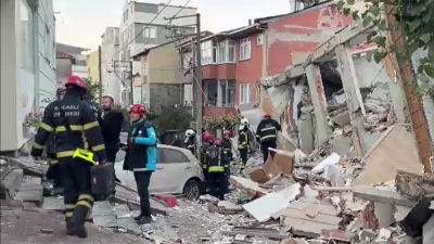 Kocaeli’nin Gebze ilçesinde sabah saatlerinde 6 katlı bir bina çöktü.