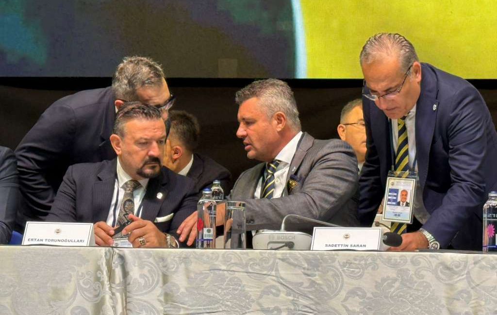 Fenerbahçe’nin Borcu 28,7 Milyar TL Olarak Açıklandı Fenerbahçe Kulübü’nün borcu, Eylül 2025 itibarıyla 28,7 milyar TL olarak