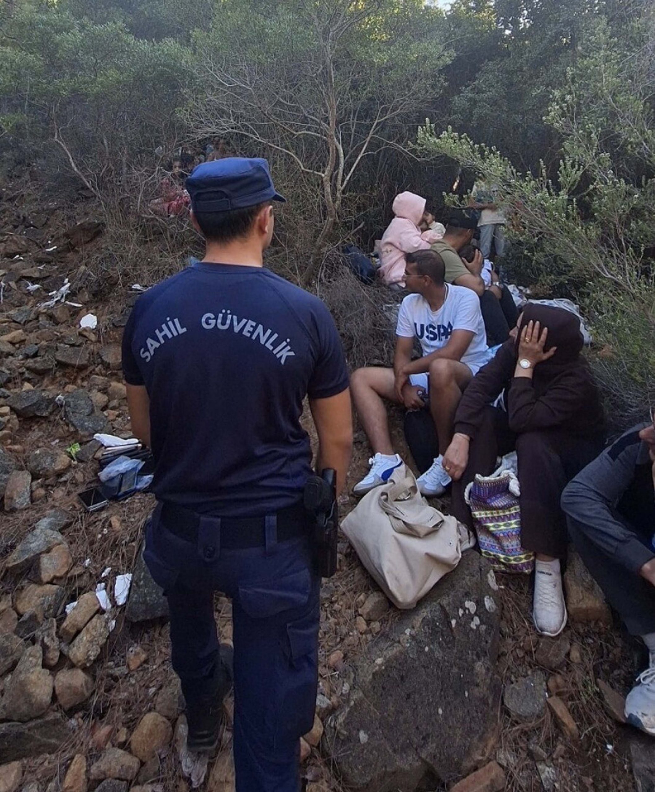 Muğla’nın Fethiye ilçesinde, Yunan adalarına geçmeye hazırlanan 29’u çocuk toplam