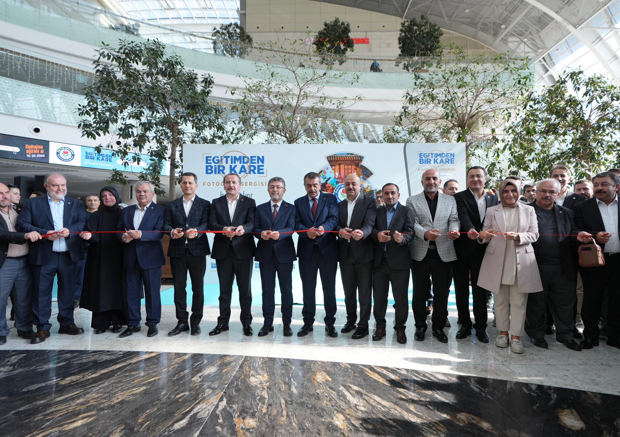 Milli Eğitim Bakanı Yusuf Tekin, zorunlu eğitimin kısaltılmasıyla ilgili hazırlanan