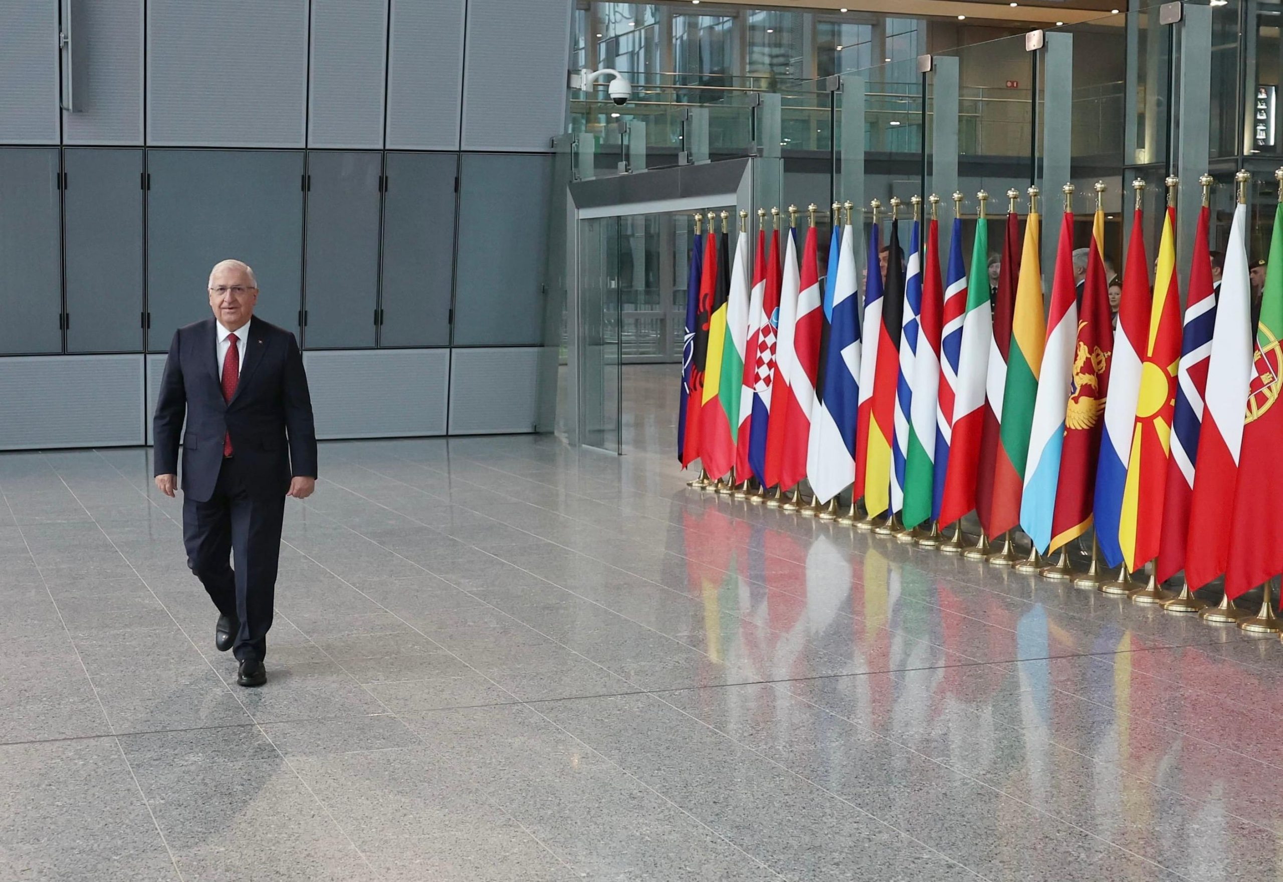 Milli Savunma Bakanı Yaşar Güler, NATO Savunma Bakanları Toplantısı’nda Türkiye’nin