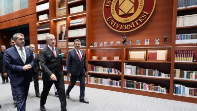 Millî Eğitim Bakanı Yusuf Tekin, İstanbul Aydın Üniversitesi’nin 2025-2026 Akademik