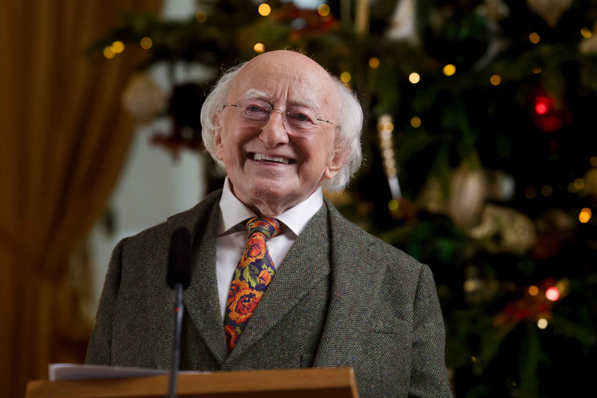 İrlanda Cumhurbaşkanı Michael Higgins, İsrail’in Gazze’ye insani yardım götüren Küresel