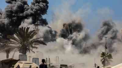 Hamas, İsrail ordusunun Gazze’de sivil bir araca düzenlediği ve 11