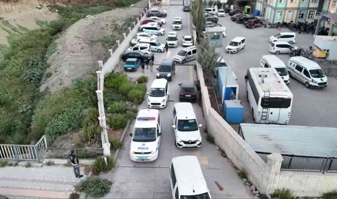 Hatay merkezli beş ilde düzenlenen suç örgütü operasyonunda gözaltına alınan