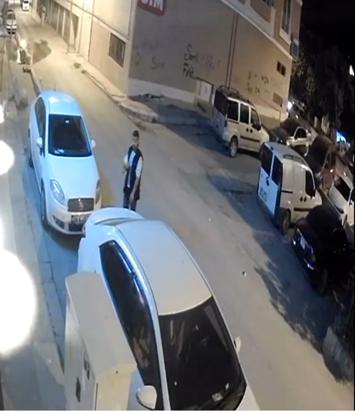   Ankara’nın Polatlı ilçesi Gazi Mahallesi’nde bir iş yerinin güvenlik