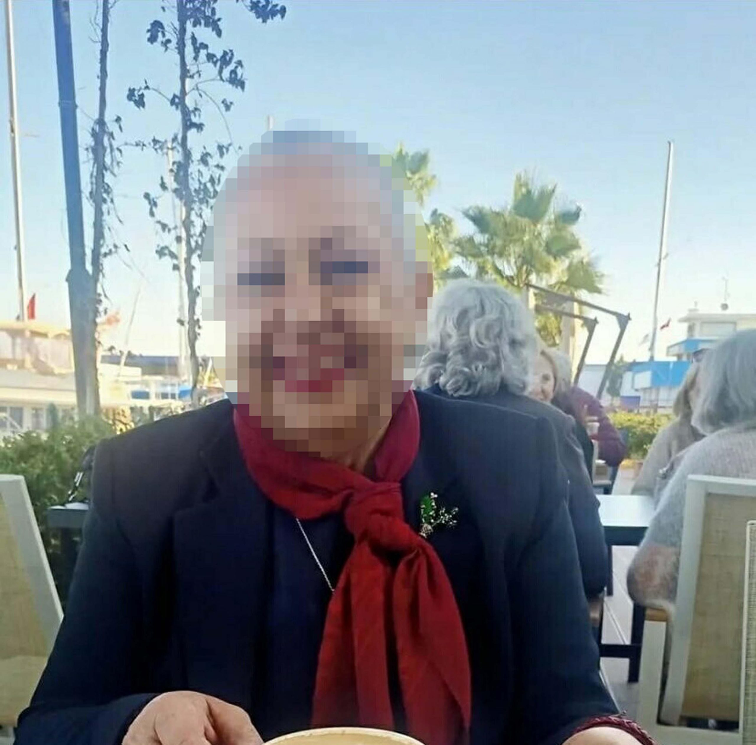 İzmir’in Güzelbahçe ilçesindeki bir yaşlı bakımevinde 86 yaşındaki Fatma Uraz’ın
