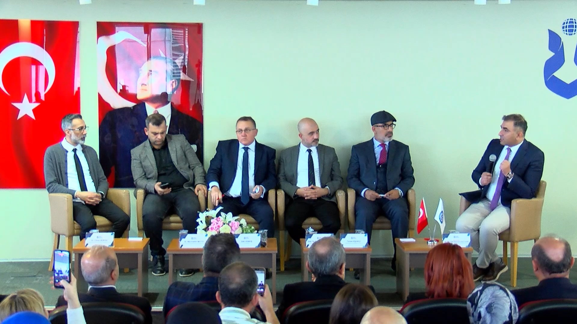 İstanbul Esenyurt Üniversitesi’nde “21’inci Yüzyılda İnsanlığa Karşı İşlenen Suç: Gazze