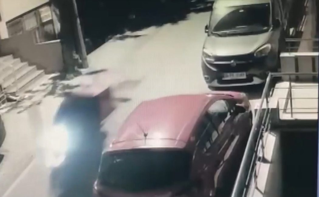   İstanbul’da Üsküdar ve Ümraniye ilçelerinde park halindeki motosikletleri çaldıkları