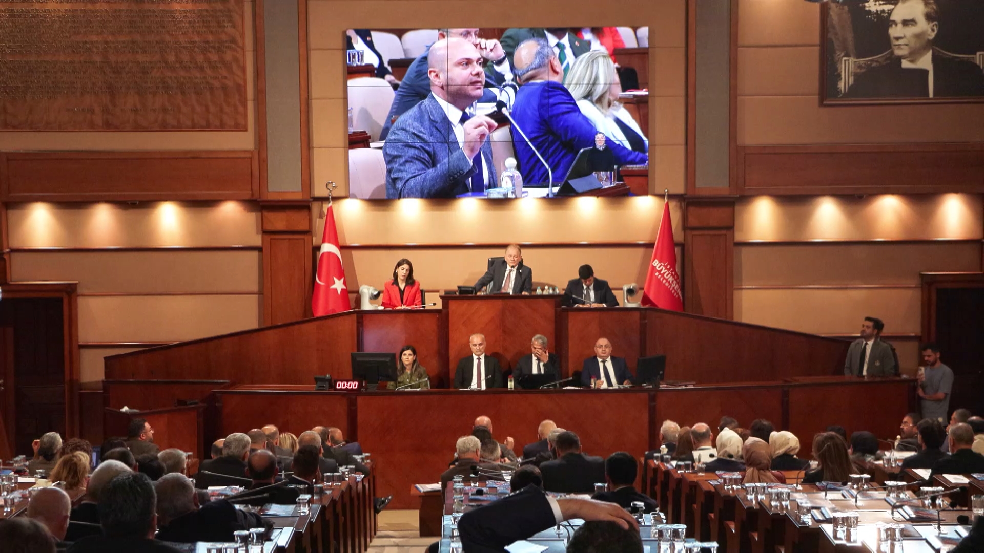   İstanbul Büyükşehir Belediyesi (İBB) Meclisi, Gazze’ye insani yardım yapılması
