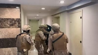 İstanbul’da yasa dışı bahis oynatanlara yönelik düzenlenen operasyonda 20 kişi