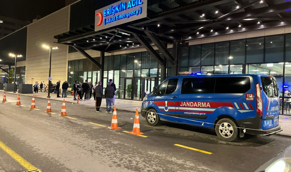   İzmir’in Bayraklı ilçesinde iki grup arasında çıkan silahlı kavgada