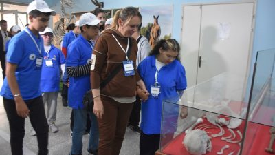   Ege Üniversitesi Tabiat Tarihi Müzesi’nde Bilimle Tanıştılar İzmir’de orta