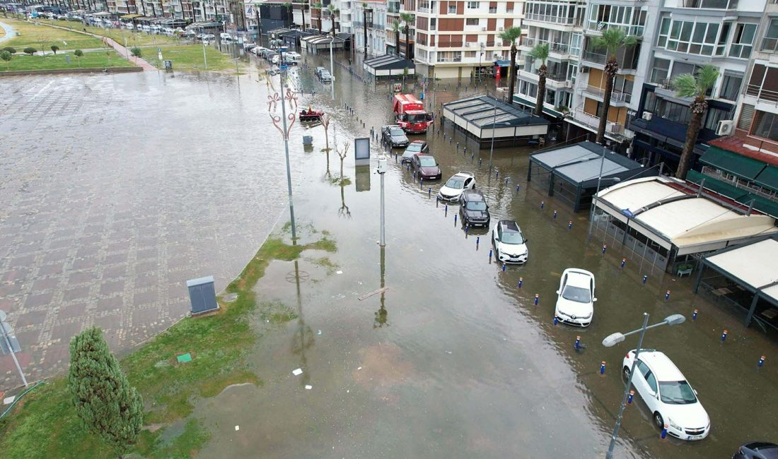 Uzman Uyardı: “İzmir’de Sel ve Kuraklık Aynı Anda Yaşanabilir” İzmir Katip Çelebi Üniversitesi (İKÇÜ) Orman Fakültesi Orman Mühendisliği Bölümü’nden