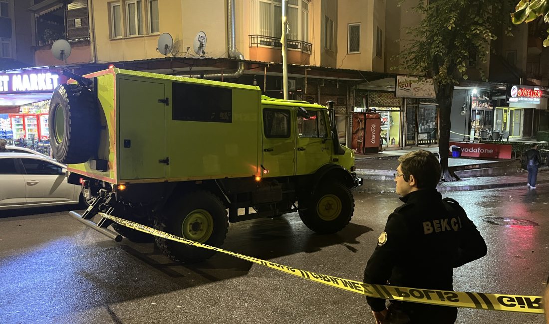   Kocaeli’nin İzmit ilçesinde jiletle kendine zarar veren ve çevresindekilere
