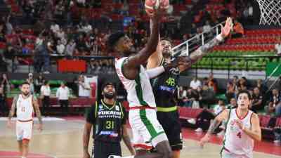 &nbsp; Basketbol Süper Ligi’nde sezonun ilk iki haftasında bir galibiyet