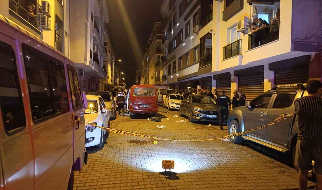 Manisa’nın Turgutlu ilçesinde seyir halindeki kamyonete kimliği belirsiz kişi ya
