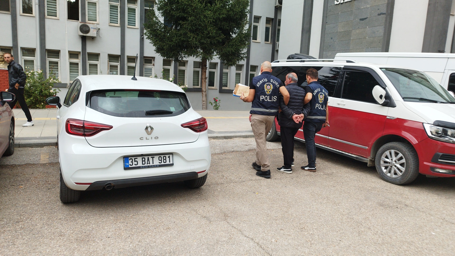   Tokat’ta motosikletle seyir halindeyken yorgun mermiyle yaralanan Mert Akbulut’u