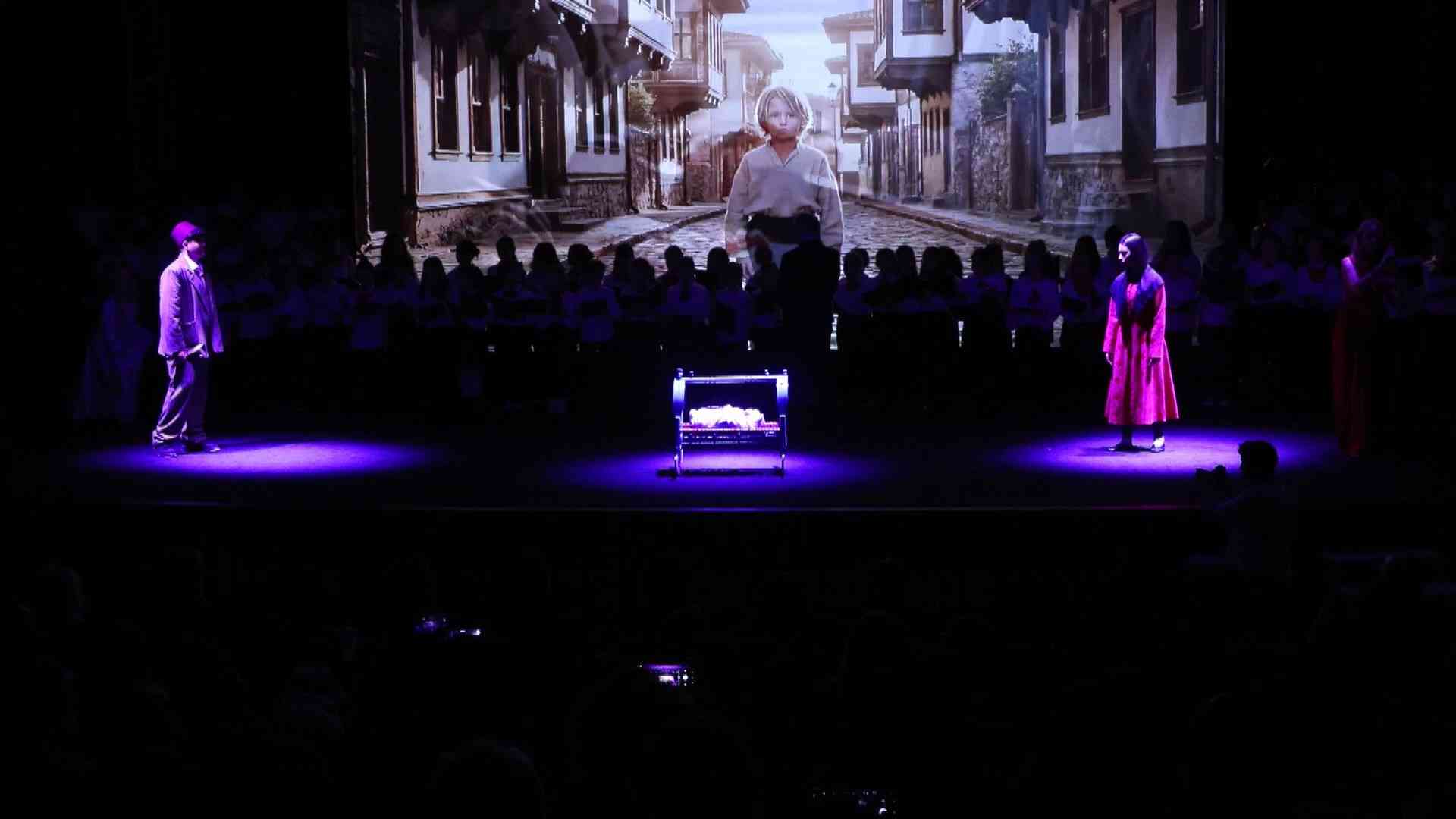 &nbsp; İlkokul, ortaokul ve lise öğrencileri, tamamı yapay zeka kullanılarak