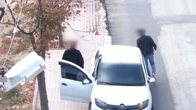 Konya’da polis ekiplerinin yaptığı dron destekli denetim sırasında, ehliyeti geçici