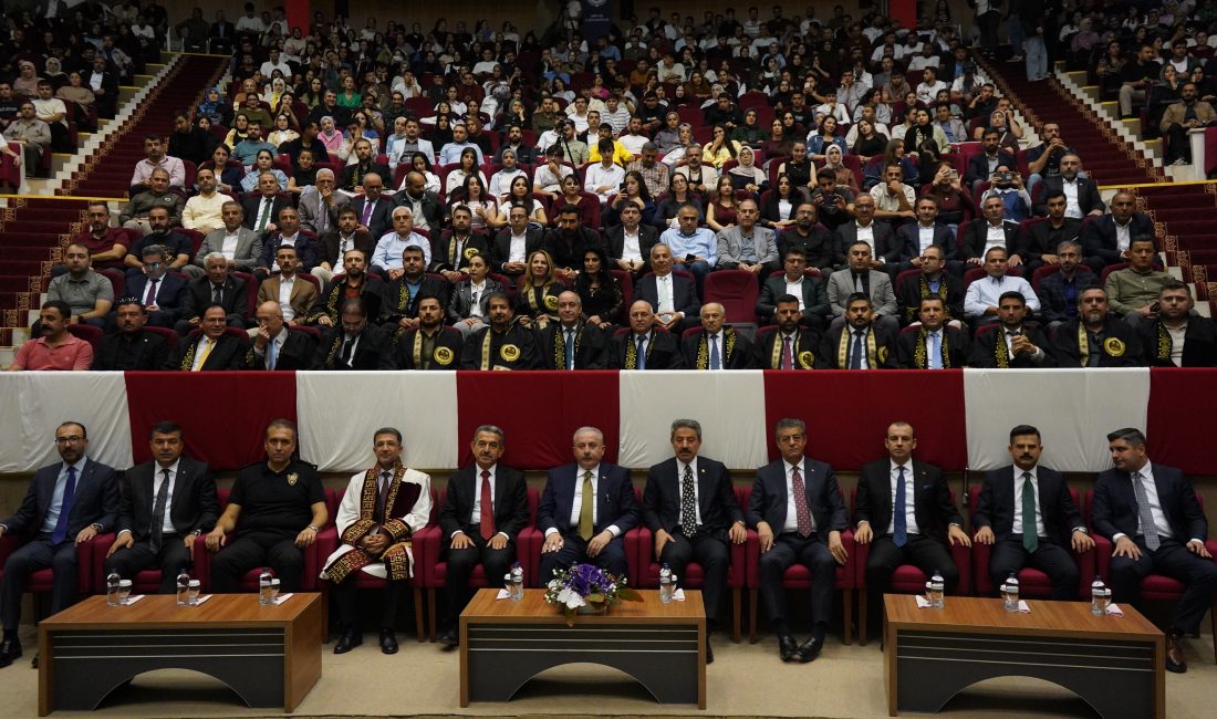   Şırnak Üniversitesi’nin 2025-2026 akademik yılı, 15 Temmuz Kongre ve