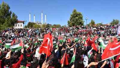 &nbsp; Sivas’ta öğrenciler ve sivil toplum kuruluşlarının katılımıyla, İsrail’in Gazze’ye
