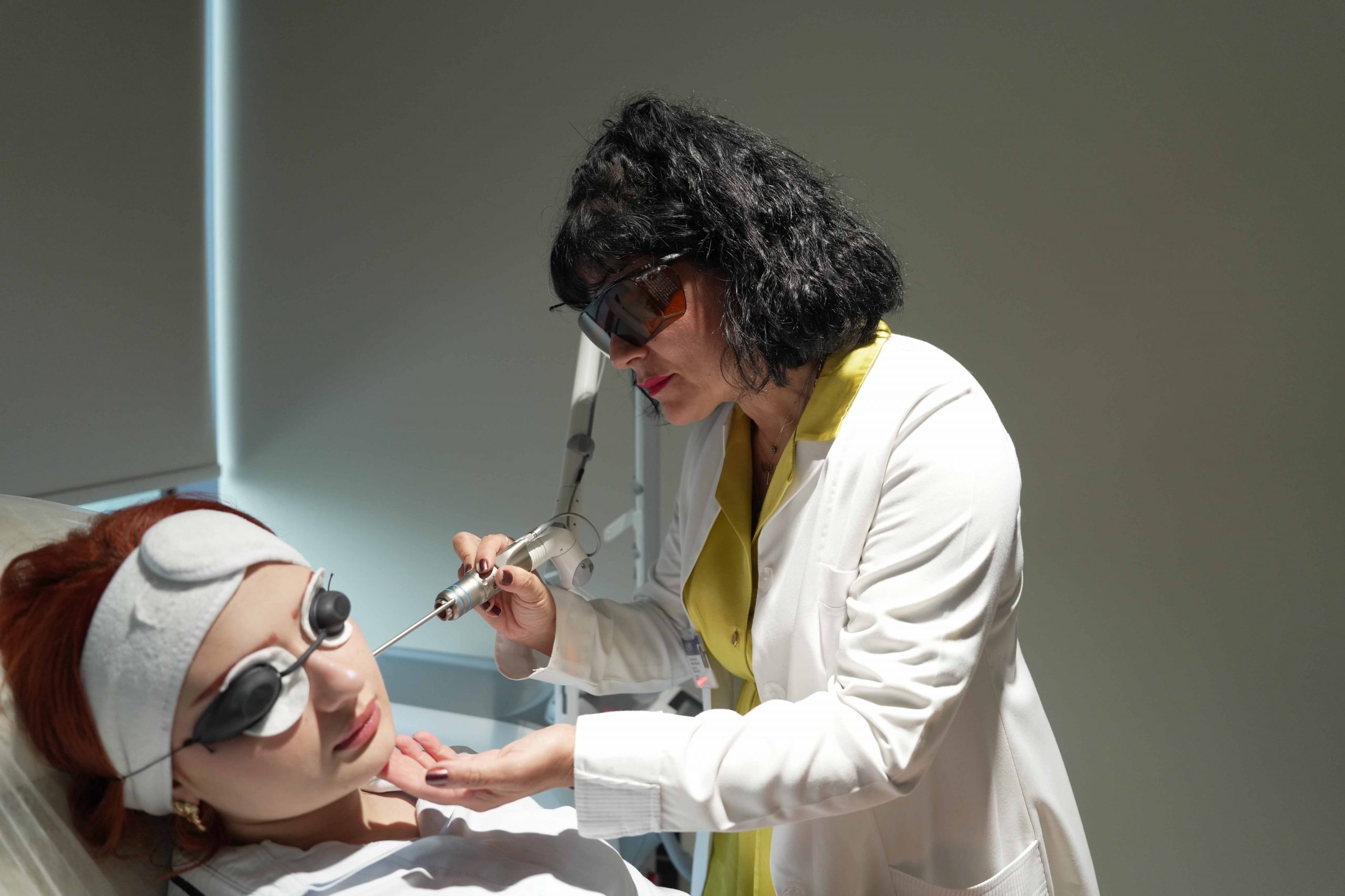   Dermatoloji Uzmanı Uzm. Dr. Makbule Dündar, yaz mevsiminin ardından