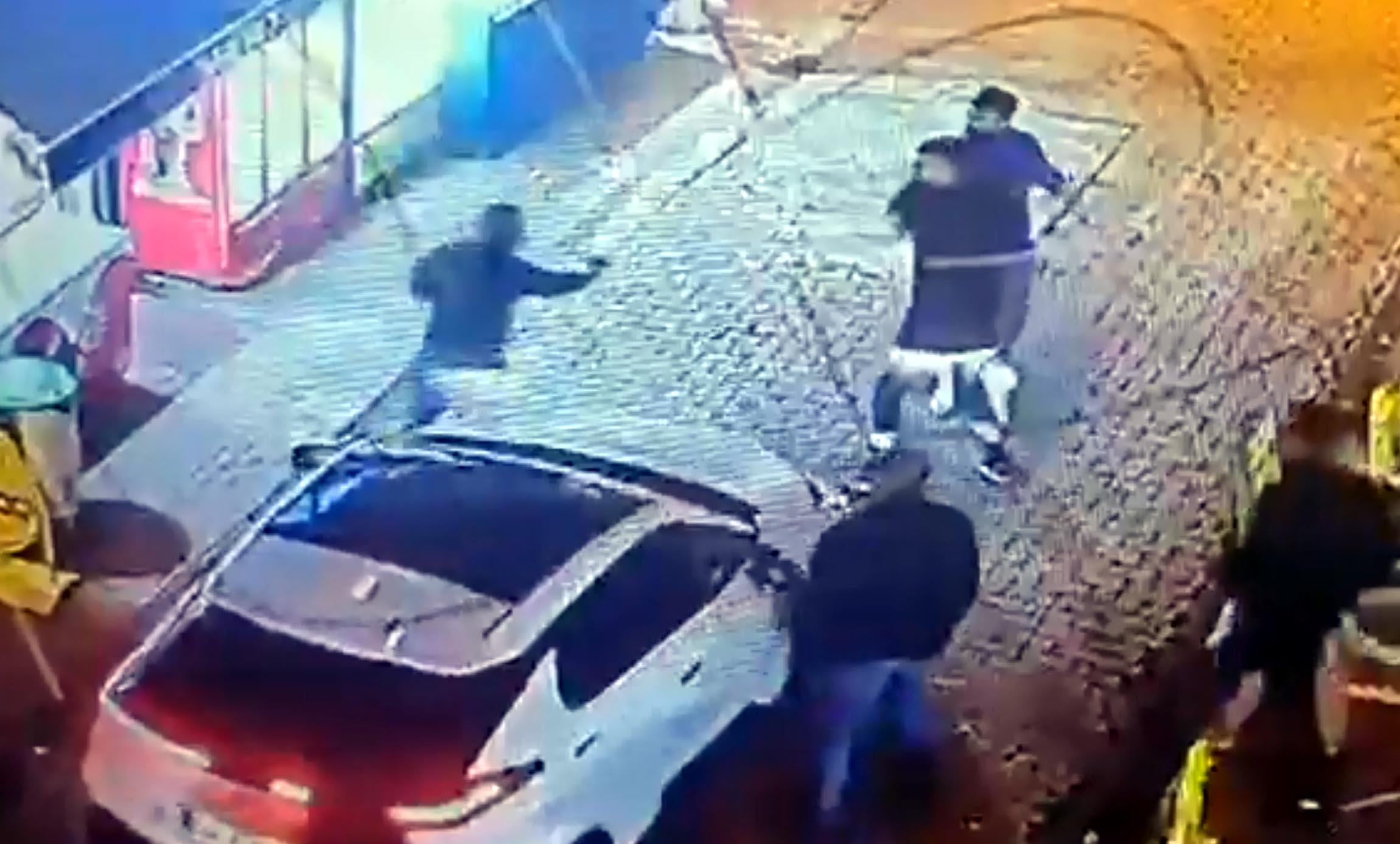 Tekirdağ’ın Çorlu ilçesinde, motosiklet satışı nedeniyle aralarında husumet bulunan iki