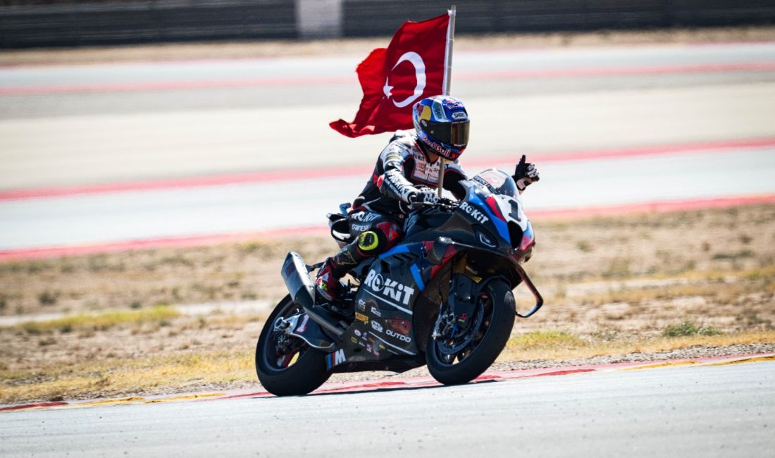   Türkiye motor sporları tarihinin en başarılı ismi Toprak Razgatlıoğlu,