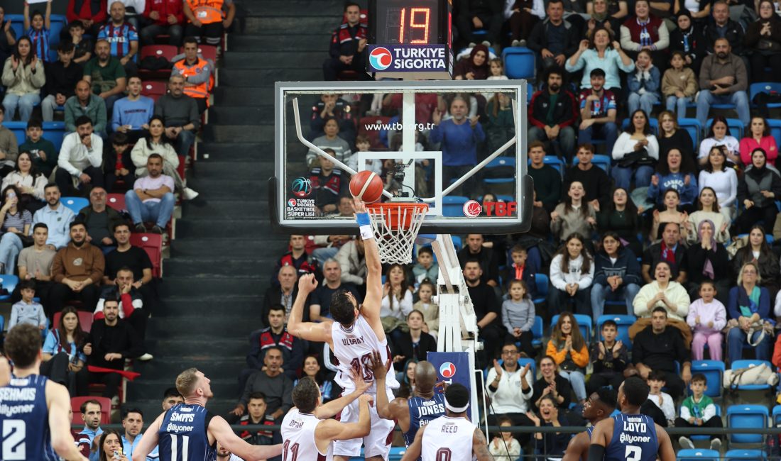 Anadolu Efes, Trabzonspor’u Deplasmanda Mağlup Etti Türkiye Basketbol Süper Ligi’nin 5’inci haftasında Anadolu Efes, deplasmanda karşılaştığı