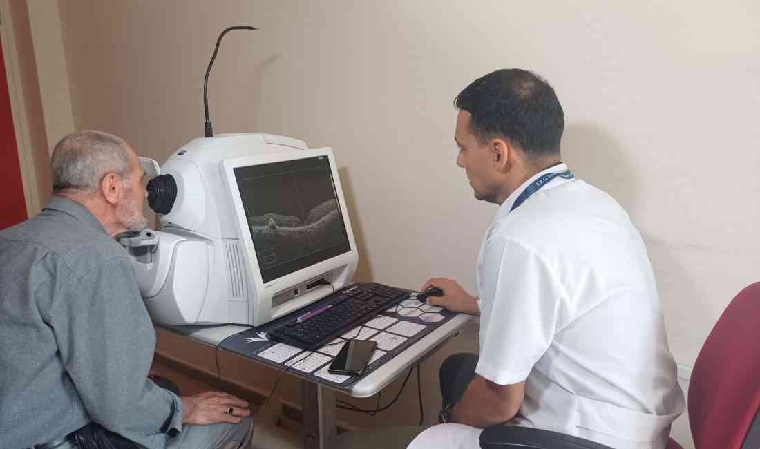 İzmir Bozyaka Eğitim ve Araştırma Hastanesi Göz Hastalıkları Uzmanı Dr.