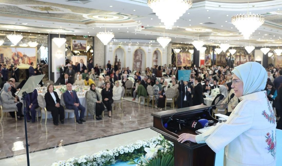 Emine Erdoğan İstanbul’da Siirtlilerle Buluştu, Siirt Benim İçin Kardeşlik ve Vefa Demek Cumhurbaşkanı Recep Tayyip Erdoğan’ın eşi Emine Erdoğan, Siirt Valiliği, Siirt