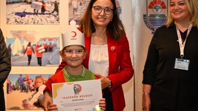 Türk Kızılayı Yalova Şubesi tarafından Kızılay Haftası etkinlikleri kapsamında düzenlenen