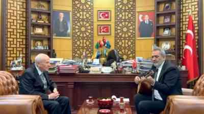 Sanatçı Yavuz Bingöl, MHP Genel Başkanı Devlet Bahçeli’yi ziyaret ederek