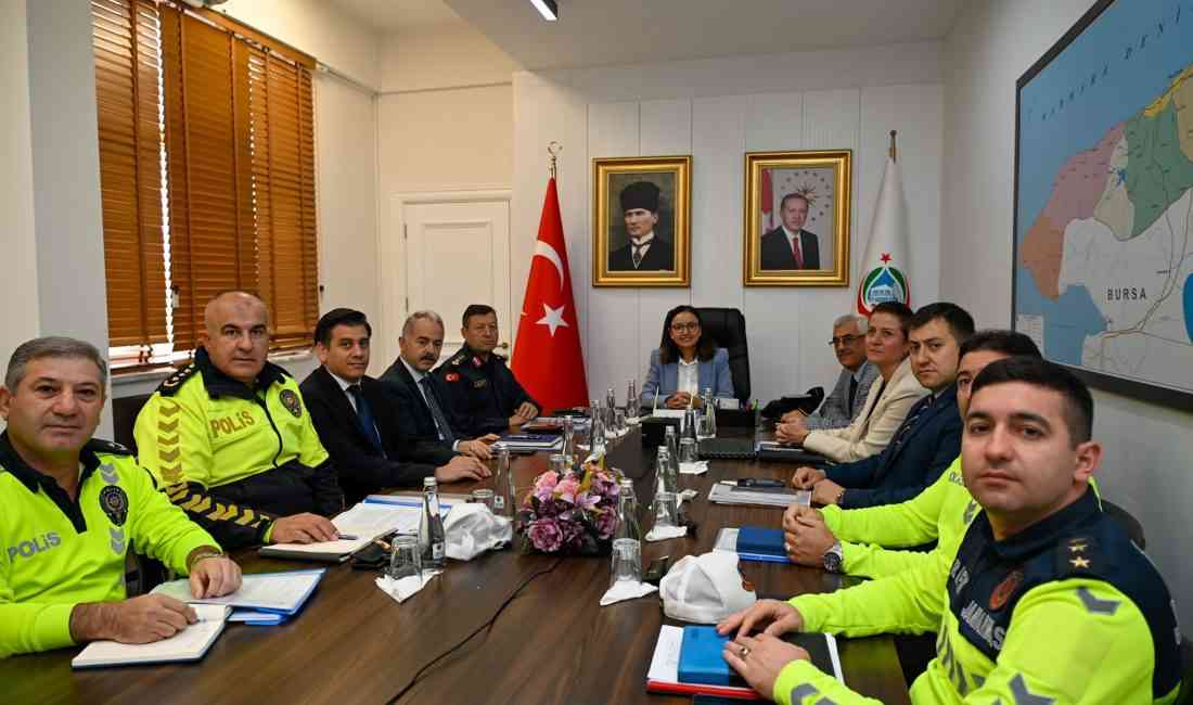 Yalova Valisi Dr. Hülya Kaya, İçişleri Bakanı Ali Yerlikaya ile