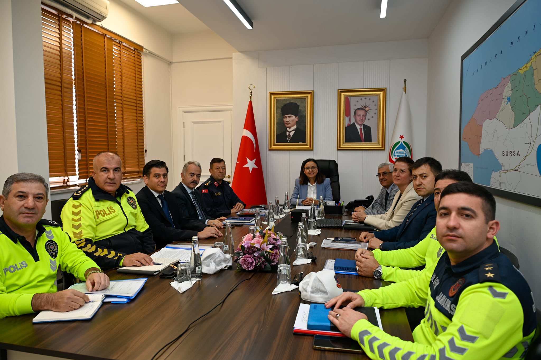 Yalova Valisi Dr. Hülya Kaya, İçişleri Bakanı Ali Yerlikaya ile